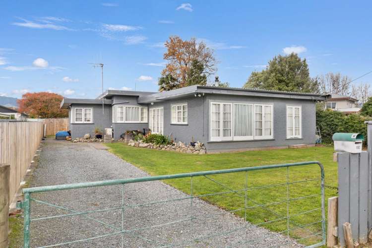 192 Bartholomew Road Levin_22