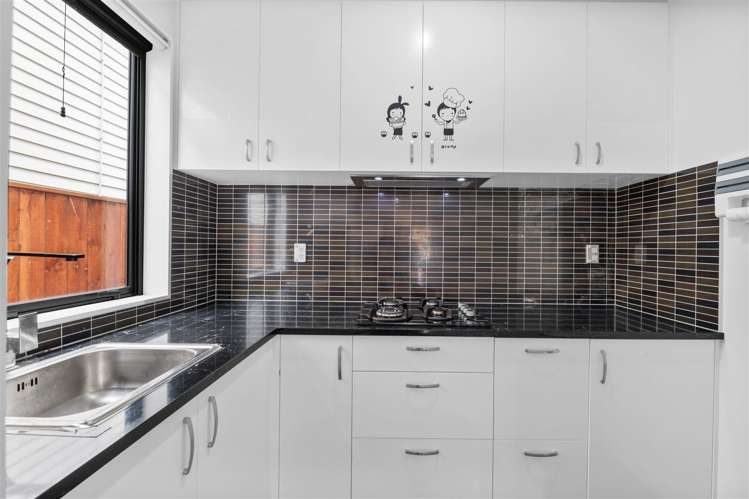 15 Eastfield Avenue Flat Bush_15