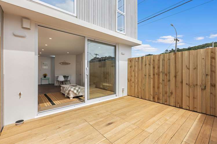 1/181 Onepu Road Lyall Bay_6