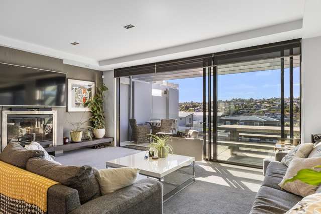 2/5 The Moorings Two Mile Bay_1