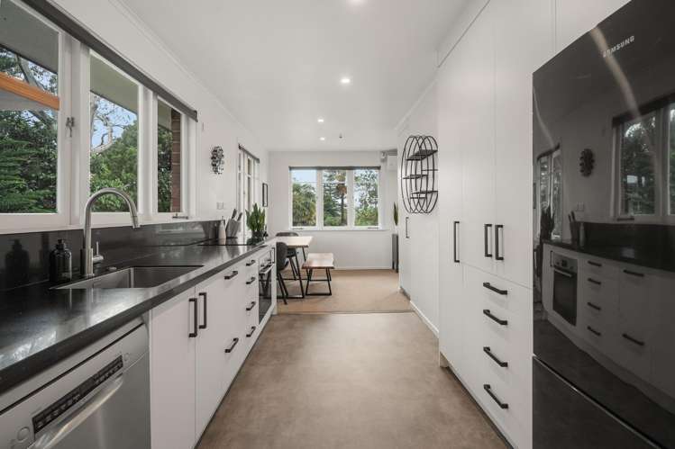 15 Landview Road Parkvale_3