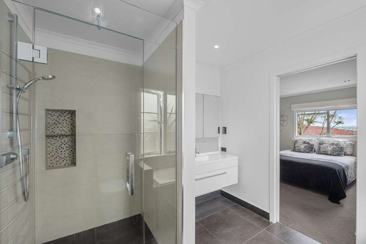 8 Colonial Road Birkenhead_17