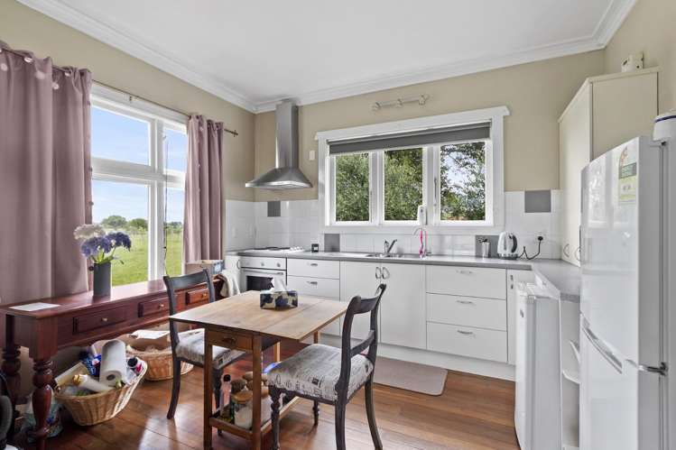 138 Flume Road 11373_7
