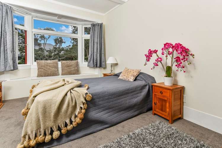 25 Ascot Avenue Narrow Neck_15