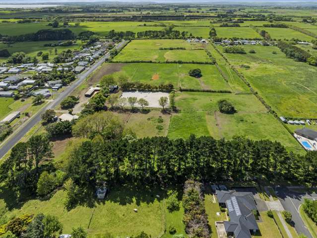 101 McRobbie Road Kingseat_3