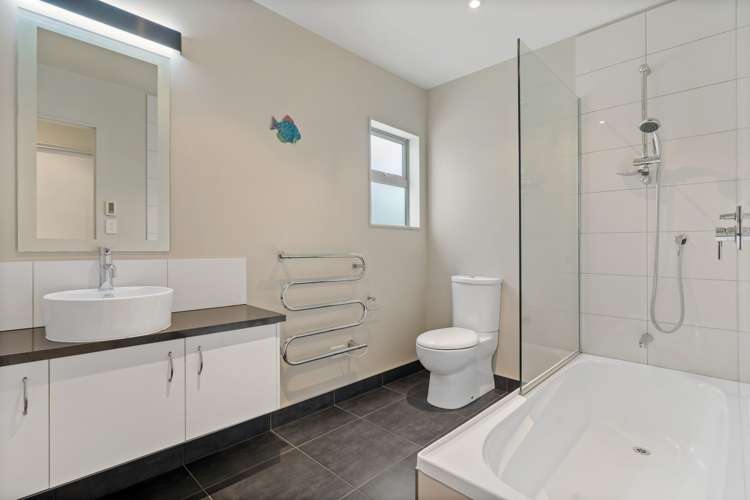 27 Matheson Road Red Beach_13