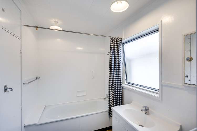 1/700 Fitzroy Avenue Mahora_8