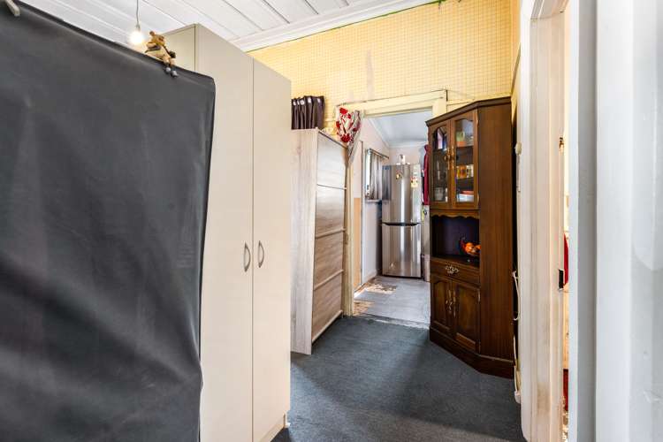 9 Leckhampton Court Clyde Hill_8