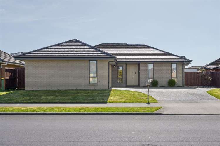 16 Chalgrove Road Huntington_19