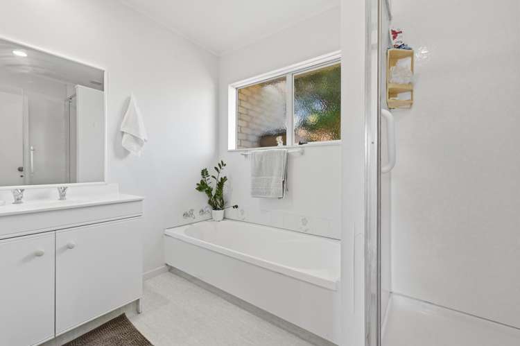 4 Liftan Place Mount Maunganui_13