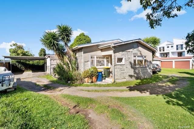 9 Clinton Avenue Te Atatu Peninsula_4