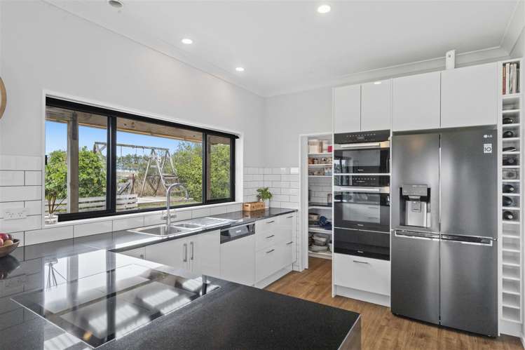 1389 Highway 22 Pukekawa_8