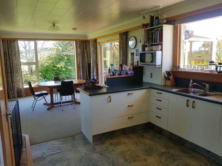 1917 Clinton Highway Clinton and Surrounds_1