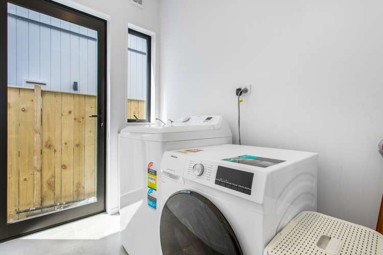 27 Hermitage Street Flat Bush_24