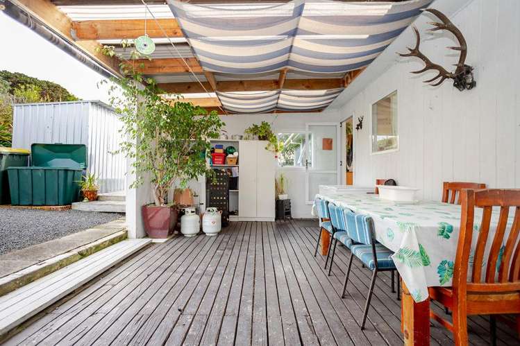 6 Beach Road Haumoana_9