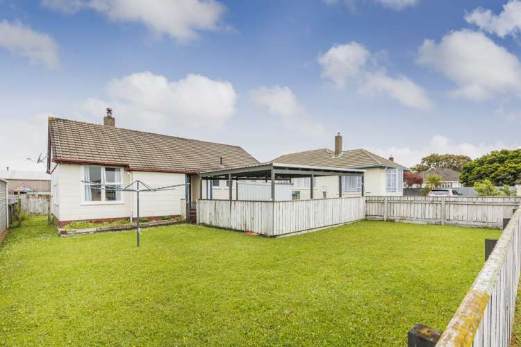 67 Clyde Crescent Roslyn_10