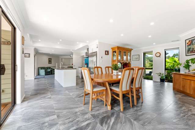 13 Te Awa Place Red Beach_3