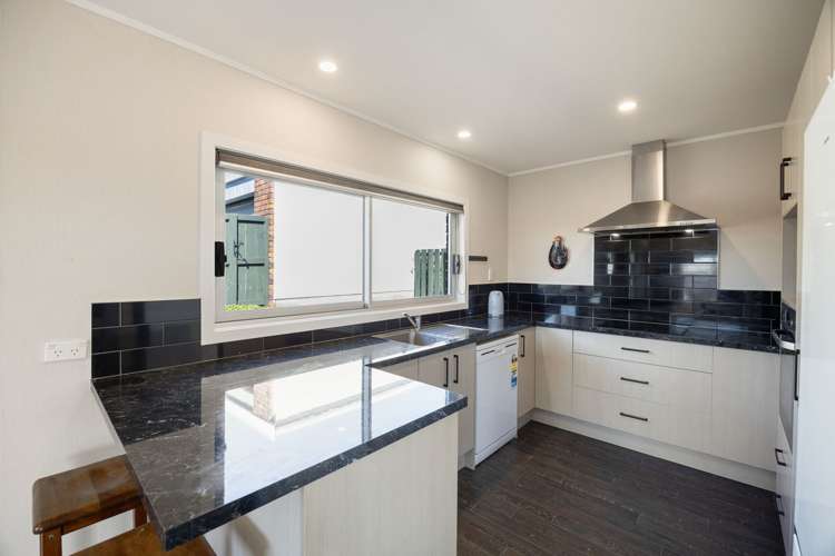 2/428 Teasdale Street_2