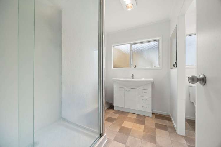 21 Howard Hunter Avenue St Johns_26