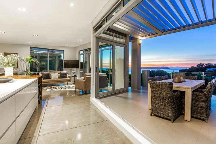 32 Roys Road Plimmerton_5