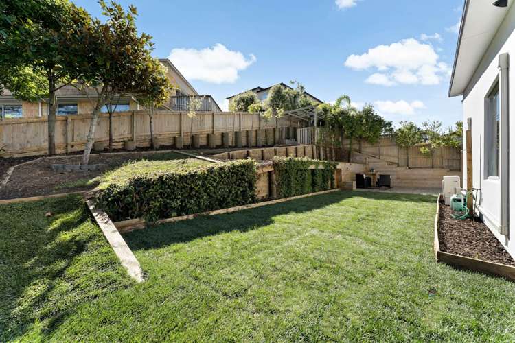 12 Bintulu Place Fairview Heights_18