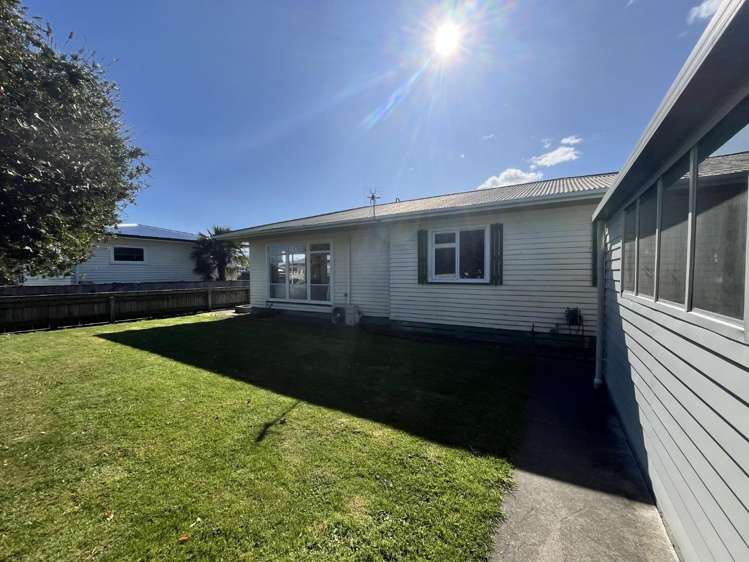 814 Ferguson Street Akina_0