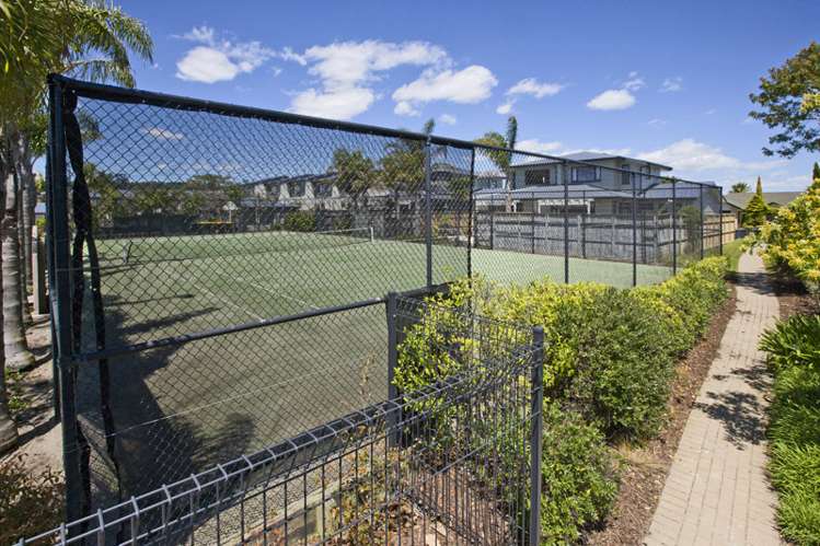 127/2 Armoy Drive East Tamaki_15