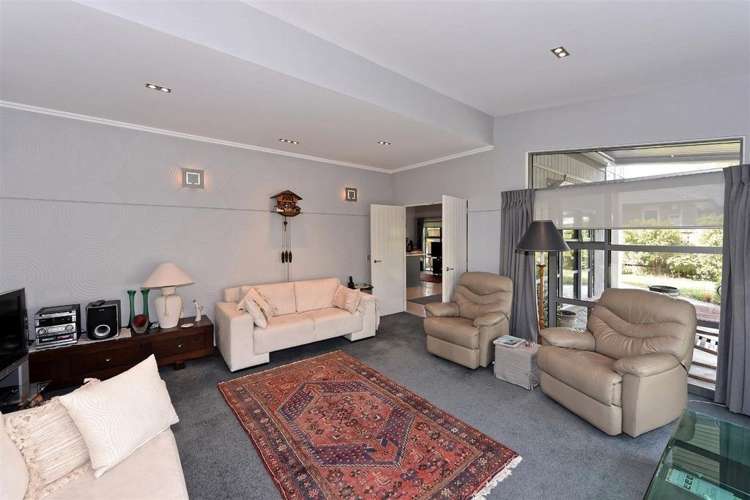 2 Lucy Murcott Place Stoke_6