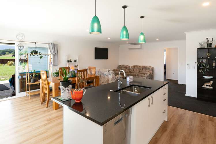 11 Te Wiremu Lane Otaki_5