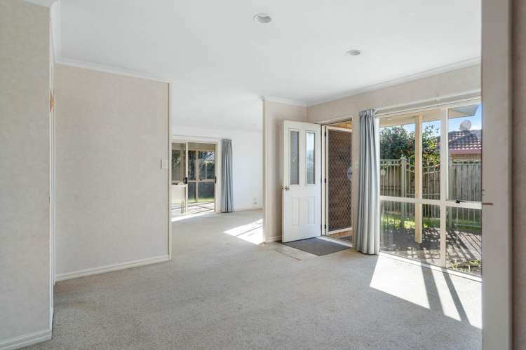 26 Luculia Drive_5