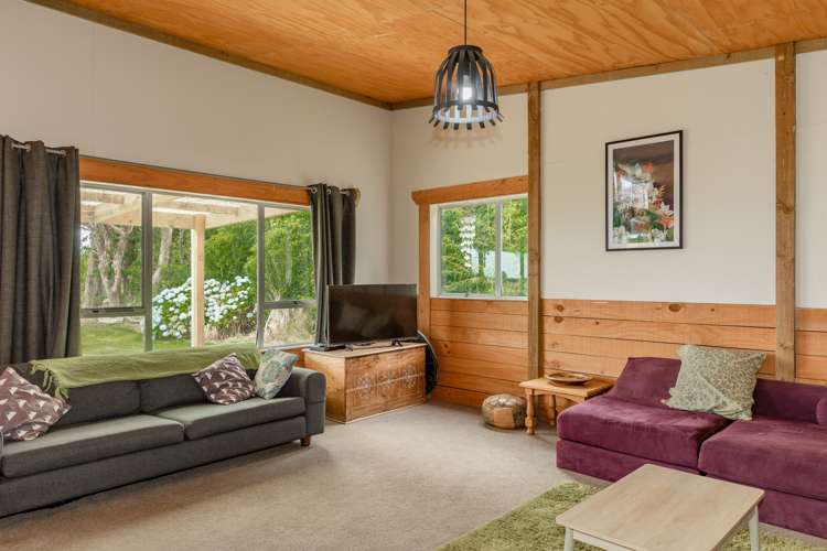 299 Utopia Road Westport_22