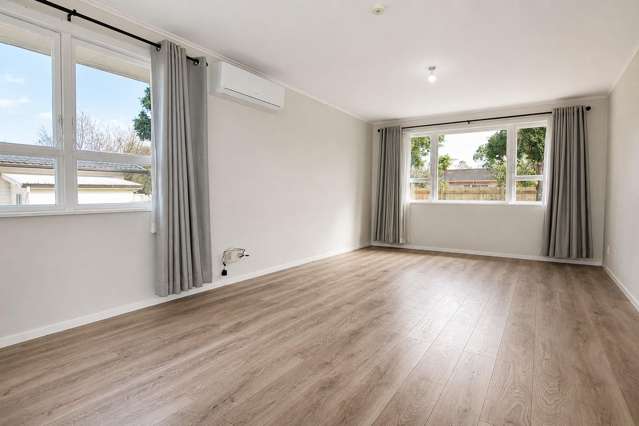 35 Riverpark Crescent Henderson_1