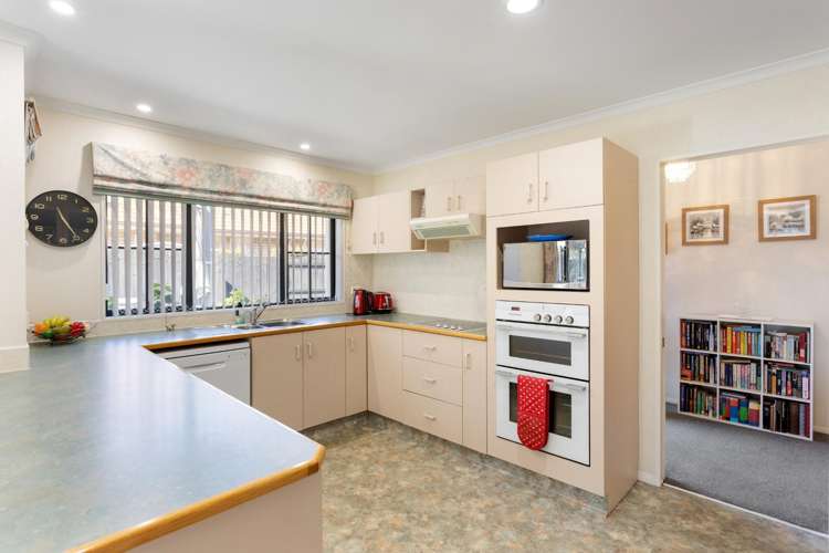 6 Bahamas Key Papamoa_7