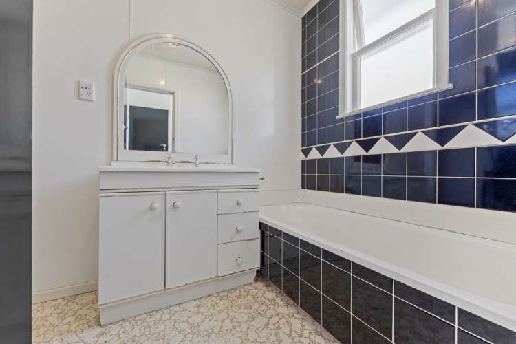 12 Chester Crescent West End_11