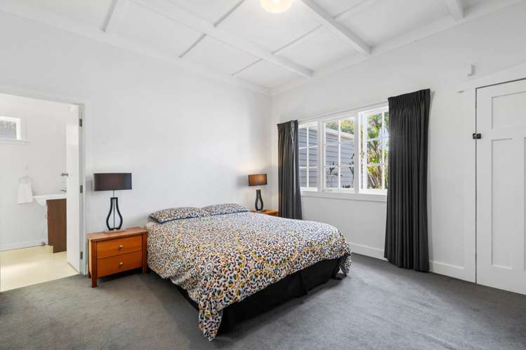29 Queensway Three Kings_4