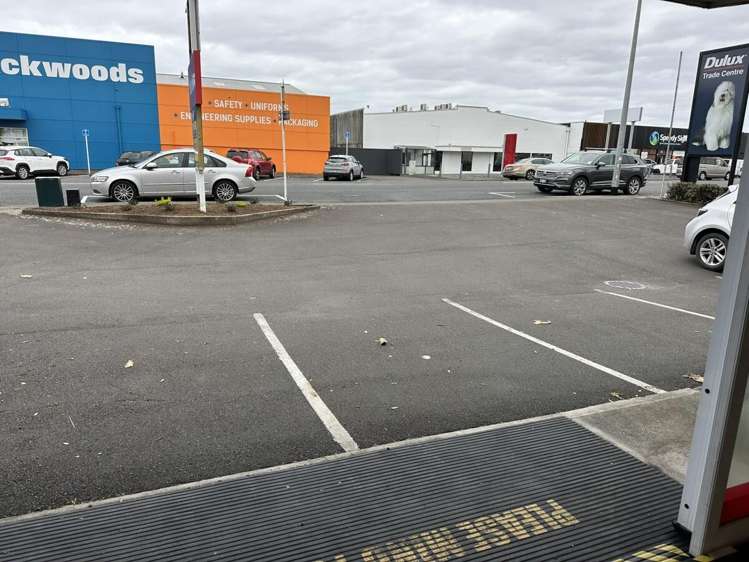 86 Gill Street New Plymouth_13