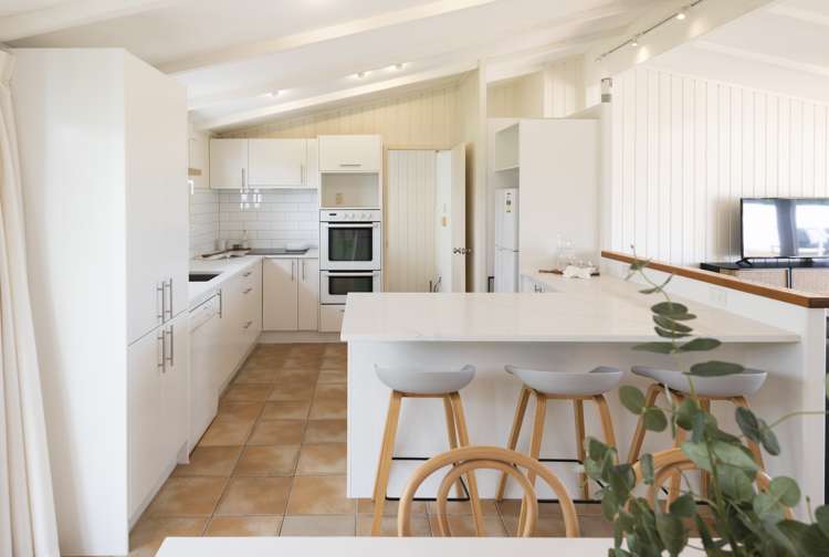 14 Mcmillan Place Mellons Bay_16