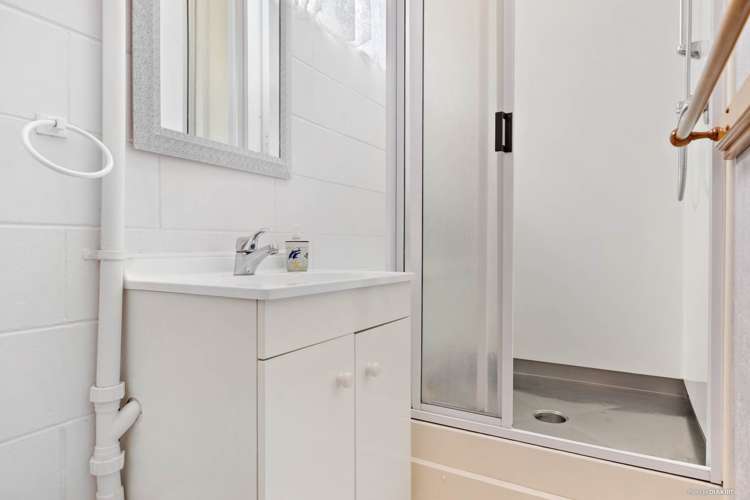 24 Howe Street Howick_13