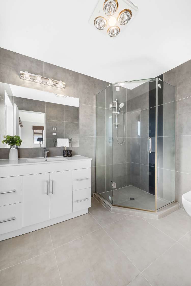 53 Castlebane Drive Flat Bush_18