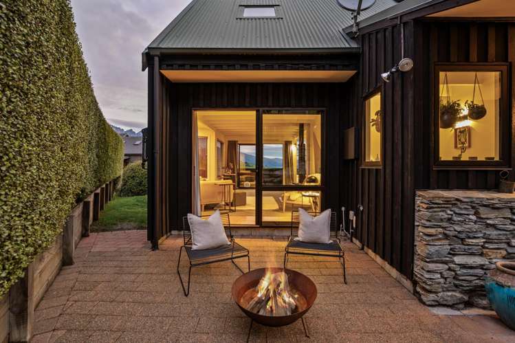 4 Goldleaf Hill Queenstown_9