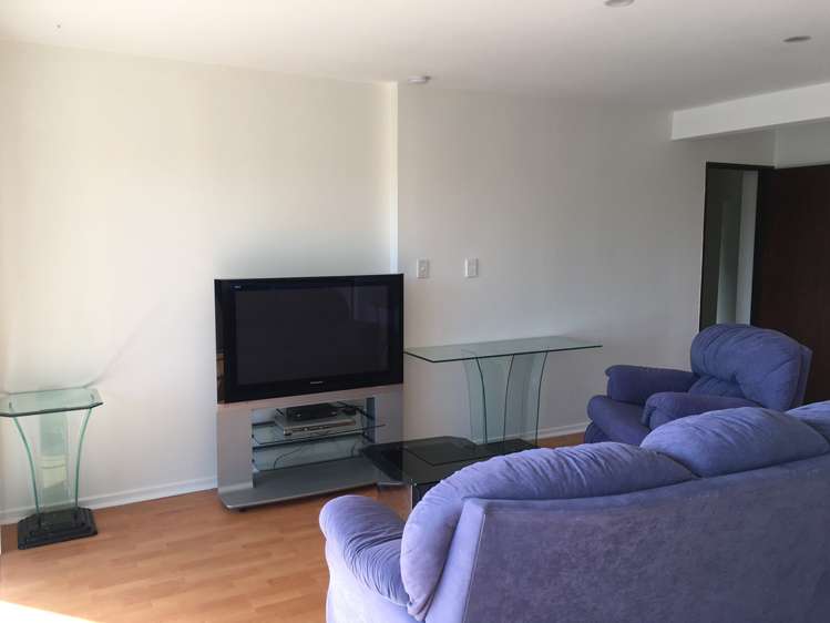 2/16 Rothesay Bay Road_0