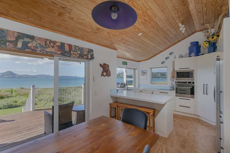 85 Captain Cook Road Cooks Beach_8