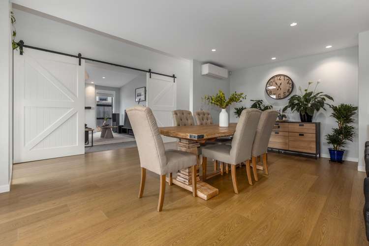 14 Rotorua Grove Aotea_11