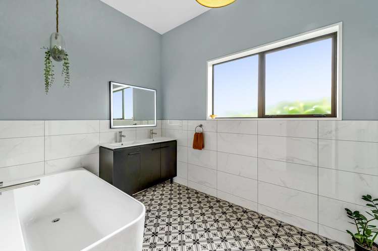 178 High Street Leeston_12