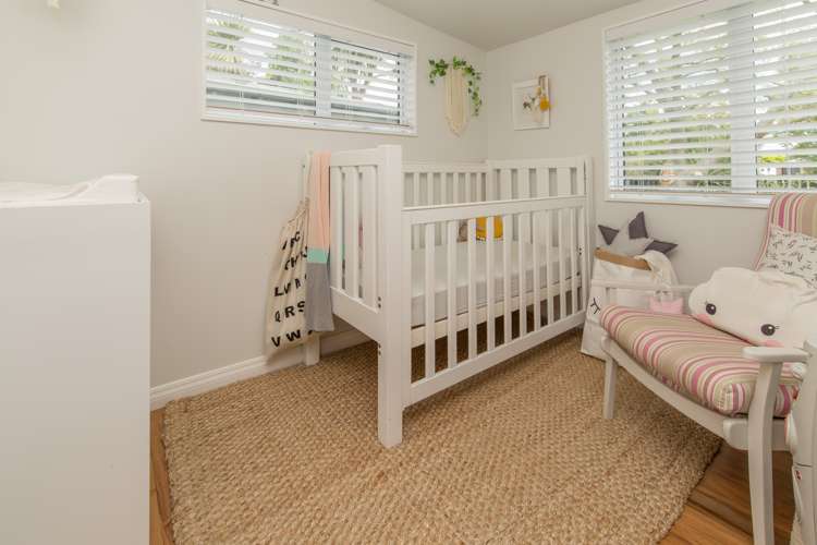 10 High Street Sefton_11