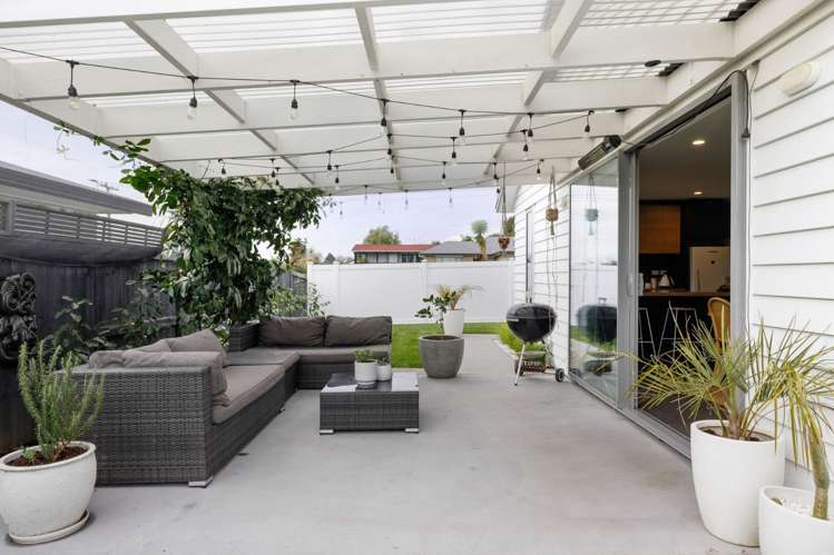 93 Scott Street 11373_3