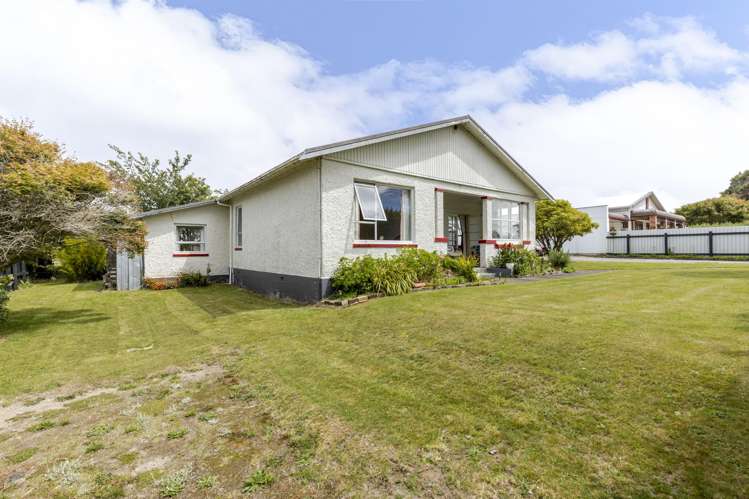 53 Titania Street Stratford_7