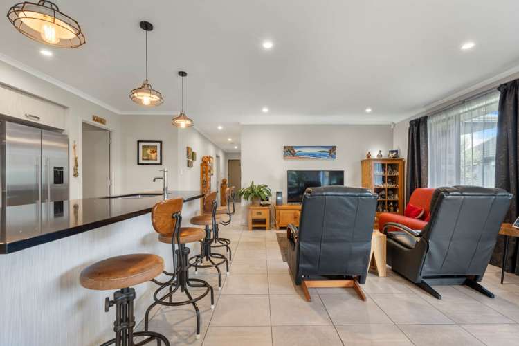 20 Sir Lincoln Drive Kumeu_6