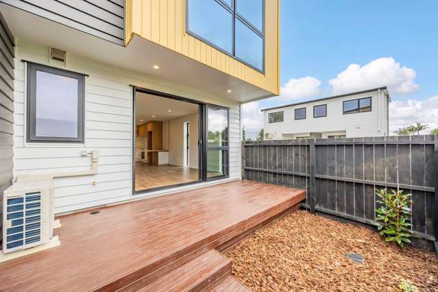 Corner 3 Bedrooms!
