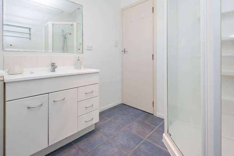 2/1 Landop Terrace Howick_12